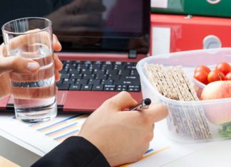 bekal kotak makan siang