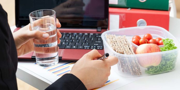 bekal kotak makan siang