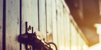 tips menjaga rumah aman dari pencuri