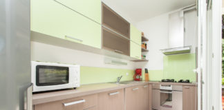 meja makan serbaguna