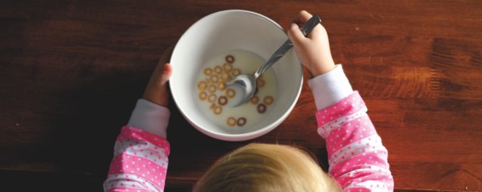 Perlengkapan Makan yang Aman untuk Anak