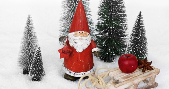 5 Ide Pohon Natal Paling Cantik 2017