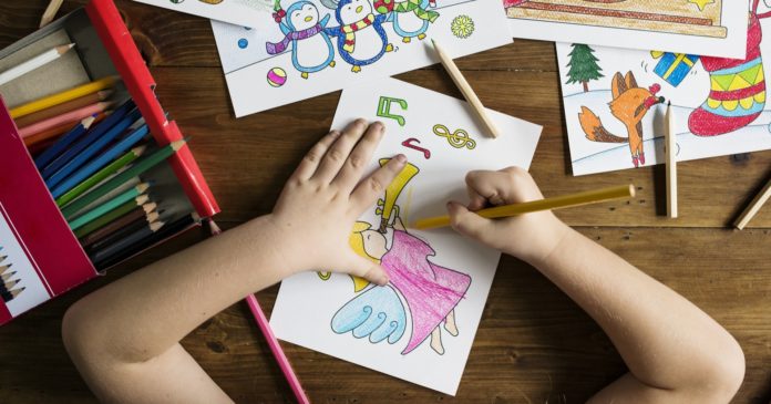 Inspirasi Hadiah Akhir Tahun Untuk Anak yang Bukan Mainan