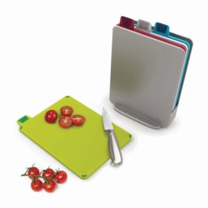 PLASTIC CUTTING BOARD