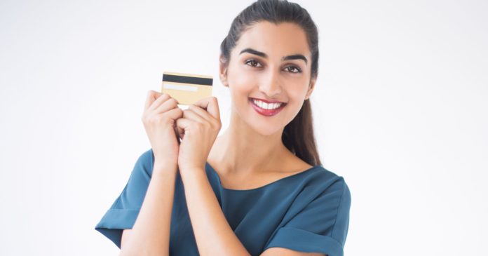 Anda Termasuk Beruntung Jika Punya 6 Kartu Debit/Kredit Ini