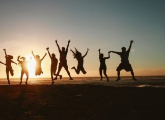 Ide Bukber Anti Mainstream