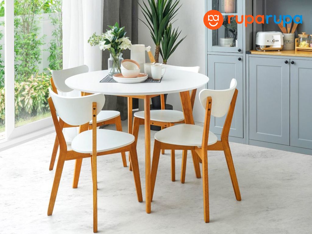 kursi makan fleksibel