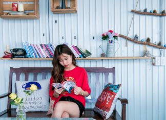 TIRU 5 CARA SEDERHANA TEMPATKAN DEKORASI DI RUANG TAMU