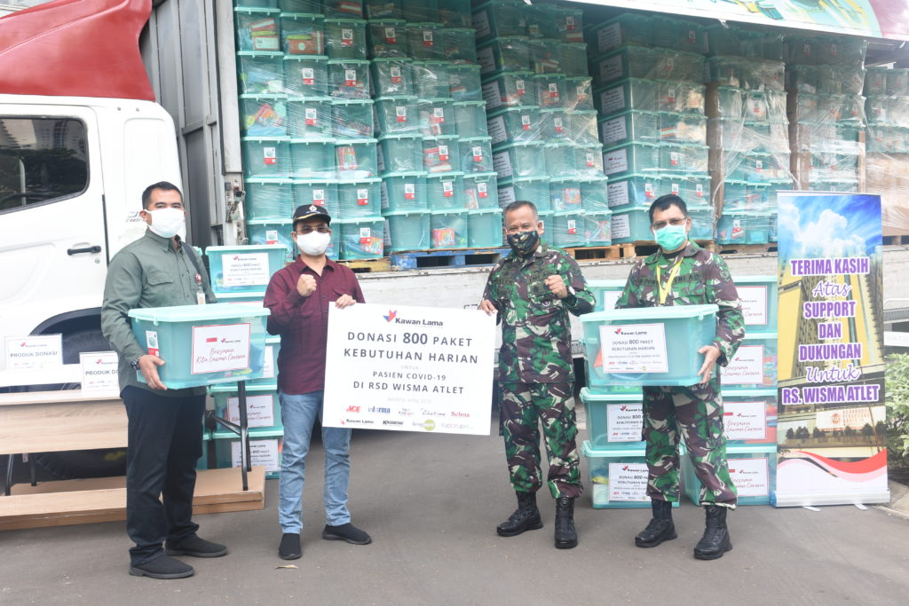 Donasi Kawan Lama Foundation di Wisma Atlet