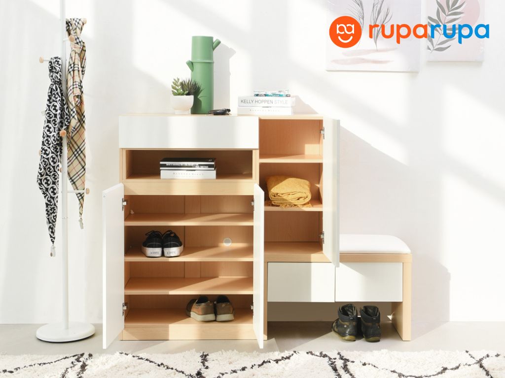 lemari sepatu dengan bangku
