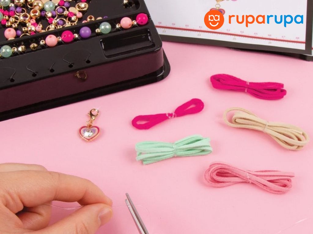 mainan anak membuat gelang