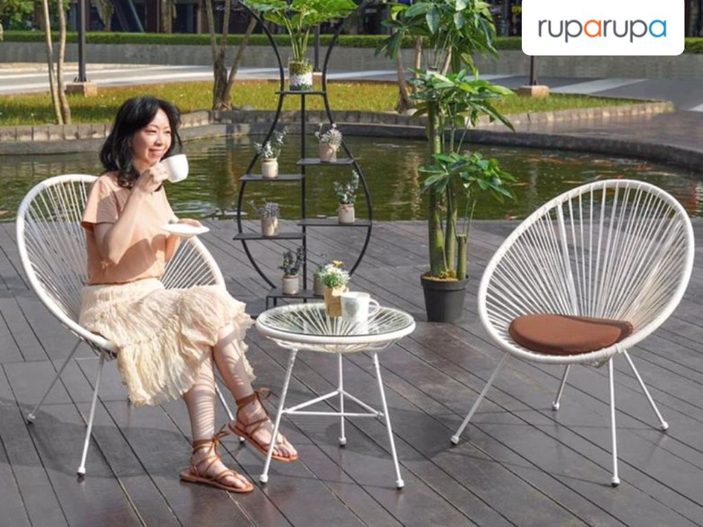 Soleil Acapulco Set Kursi & Meja Teras - Putih