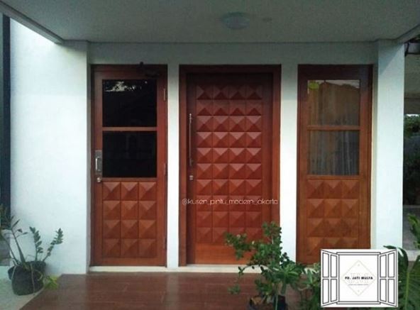 pintu rumah unik