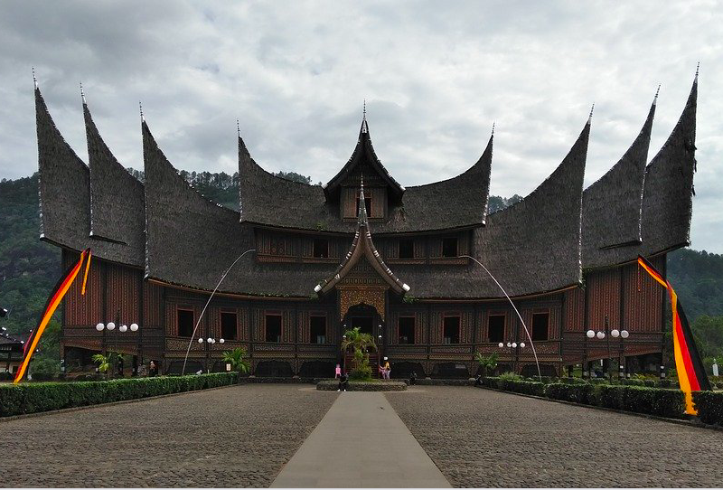Mengenal Rumah Gadang Khas Minangkabau Blog Ruparupa
