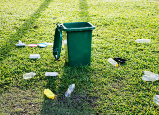 tempat sampah di rumah