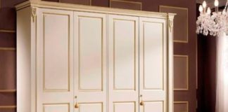 lemari pakaian 4 pintu