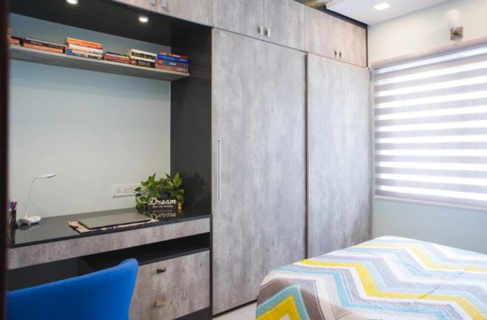 lemari pakaian dua pintu untuk keluarga