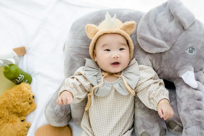 mainan bayi yang penuh edukasi