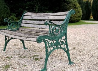 meja kursi taman minimalis