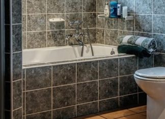 keset kamar mandi serap air