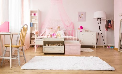 Kamar Tidur Pink