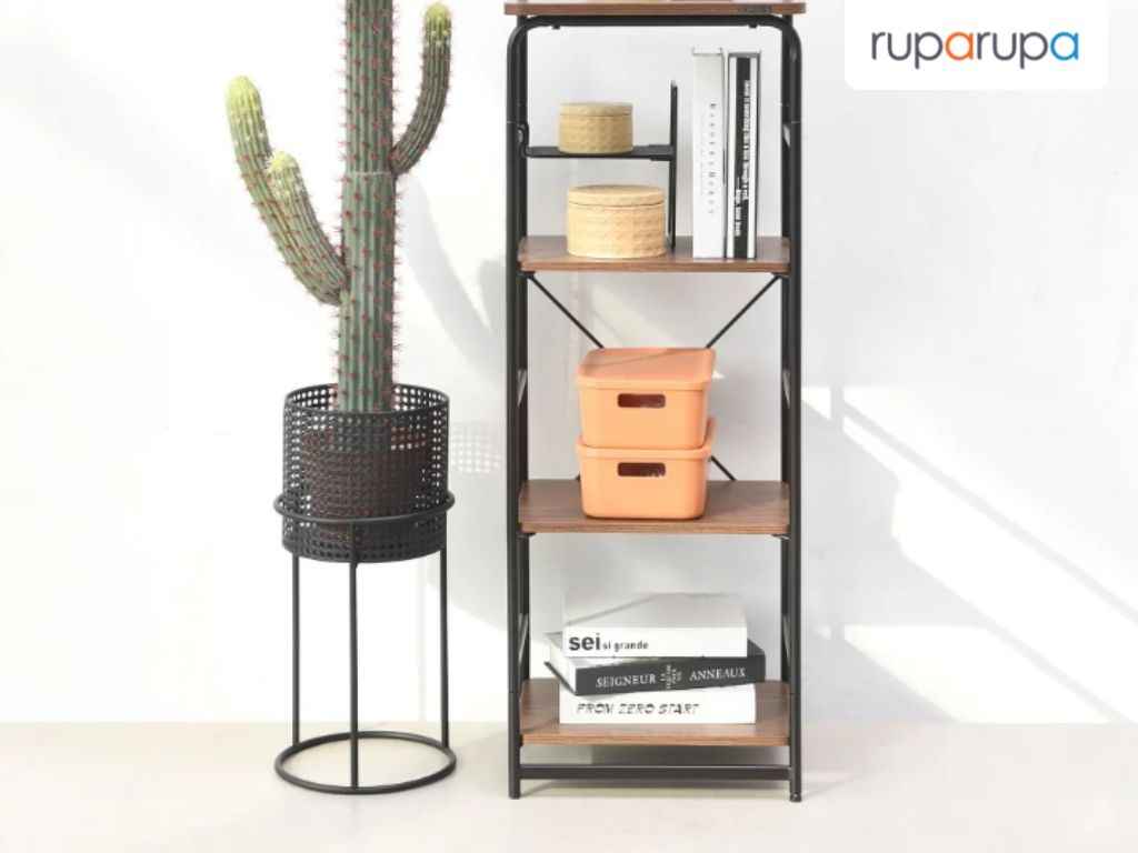 memilih rak buku dari besi