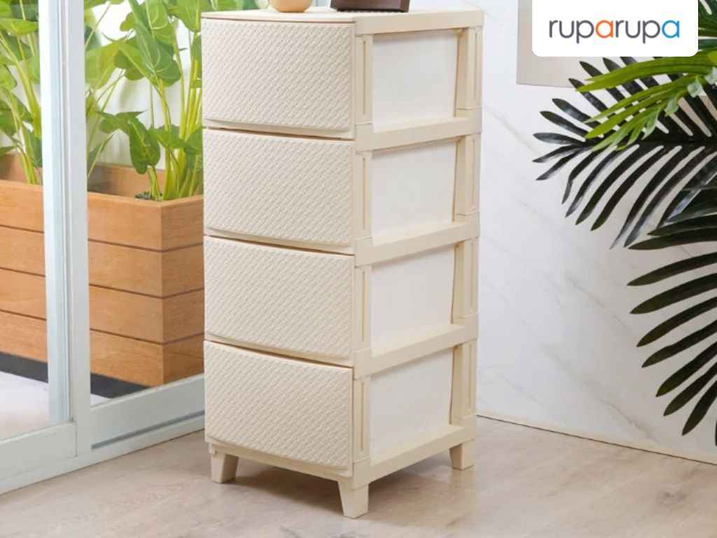 Cara merapikan lemari pakaian menggunakan Laci Penyimpanan tingkat