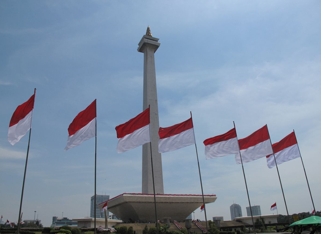 monumen nasional, bangunan bersejarah di Indonesia