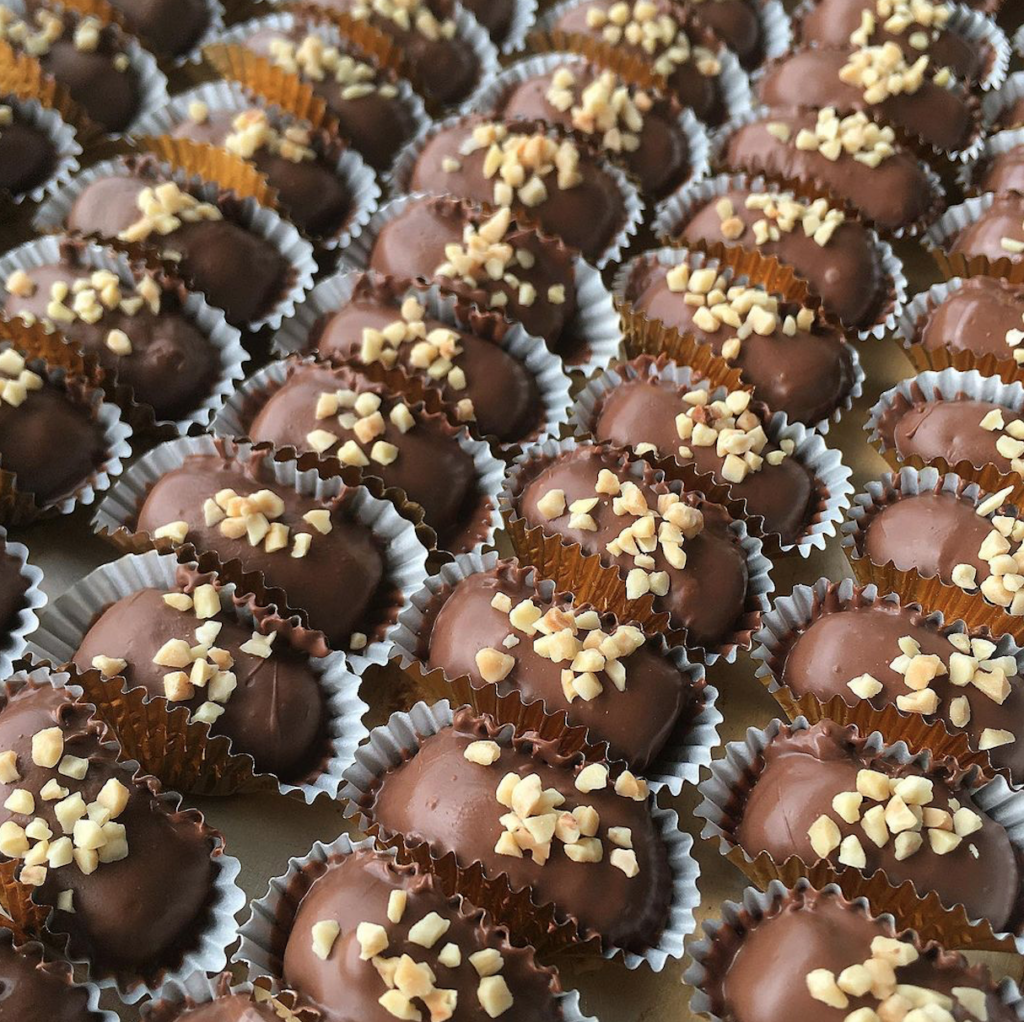 Kue lebaran Almond London Cookies