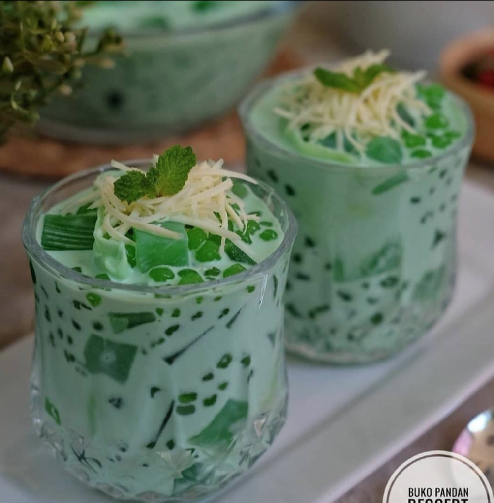 Minuman segar buko pandan