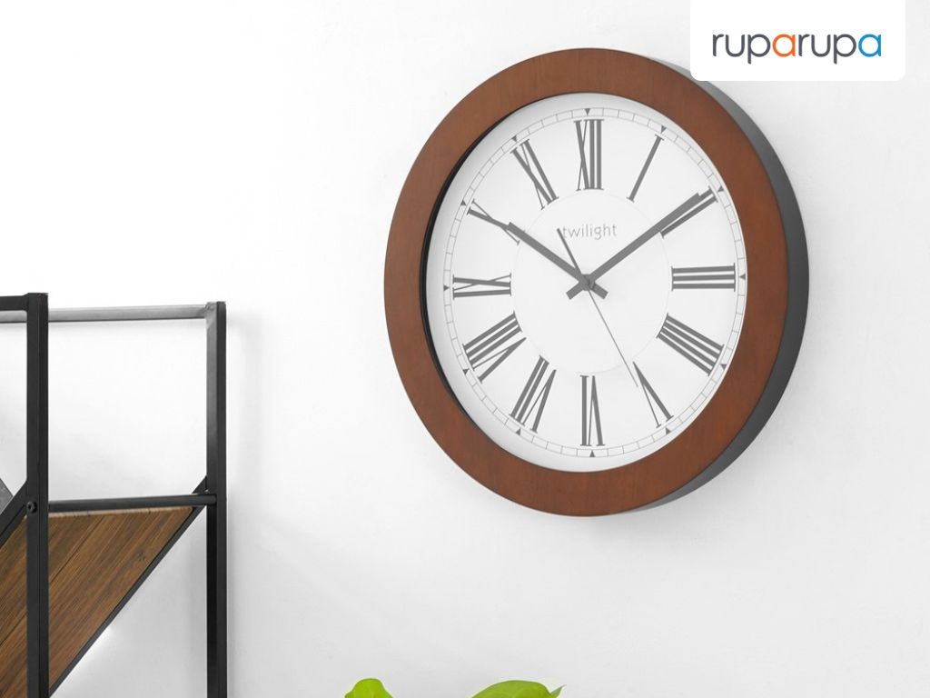 jam dinding kayu untuk perabot di rumah kayu