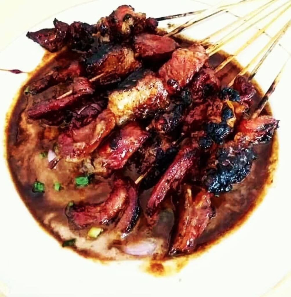 Sate kambing bumbu kacang