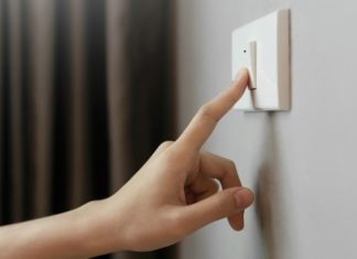 25 Cara Menghemat Listrik