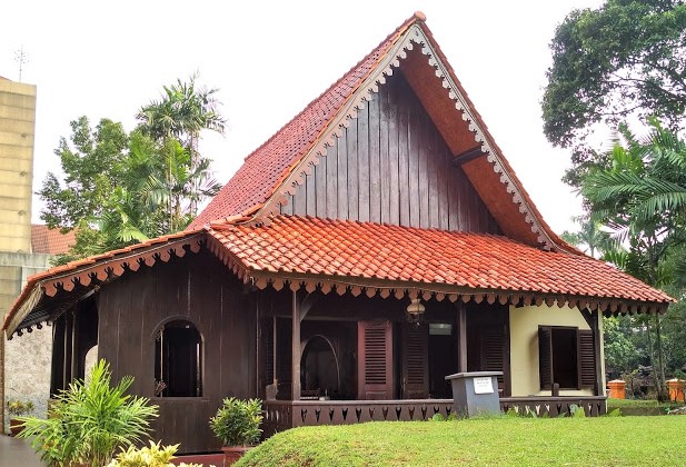 Rumah Adat Betawi