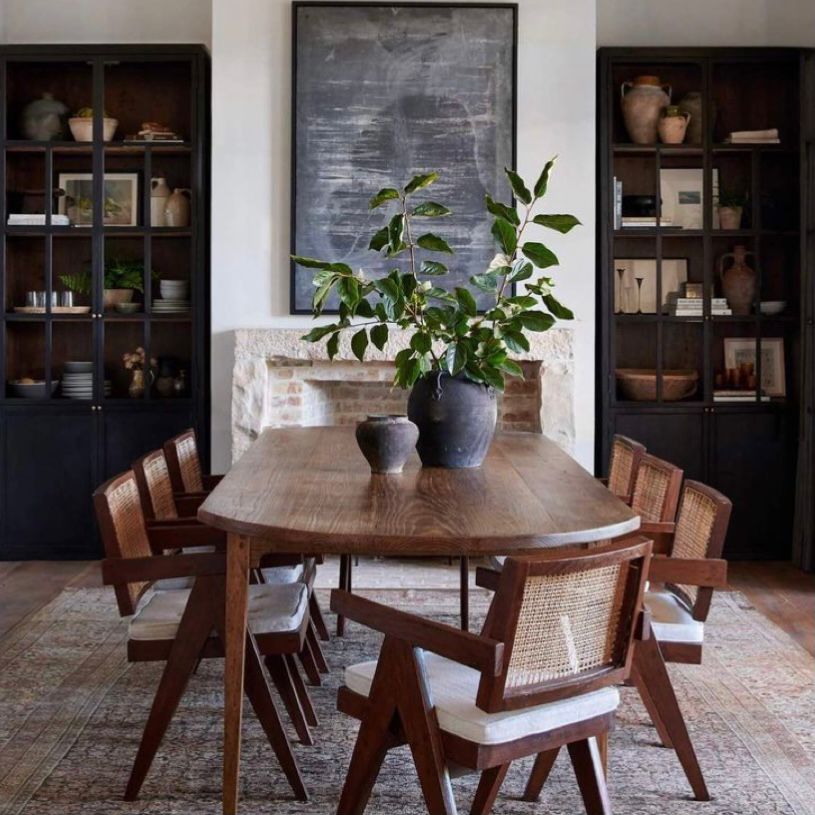 Menggunakan furnitur klasik dan elegan