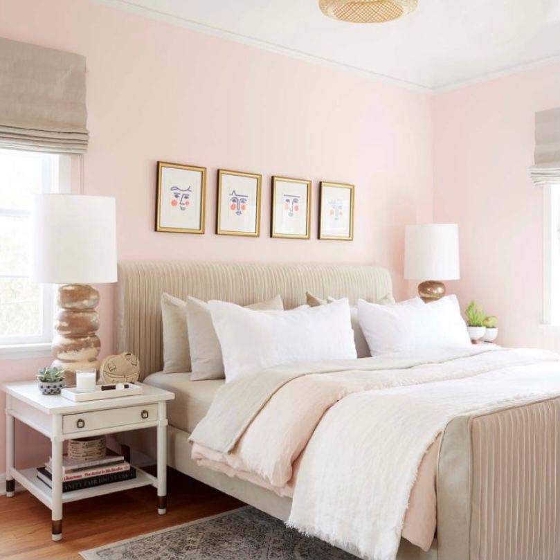 kamar pink sederhana dan lembut