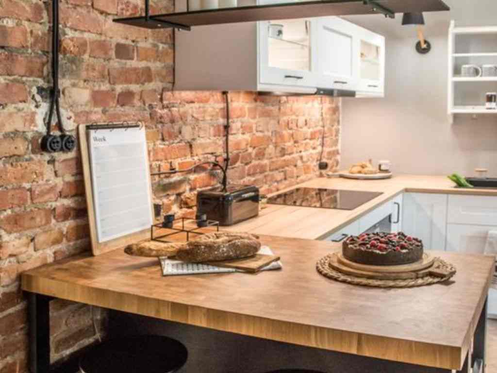 ruang makan minimalis