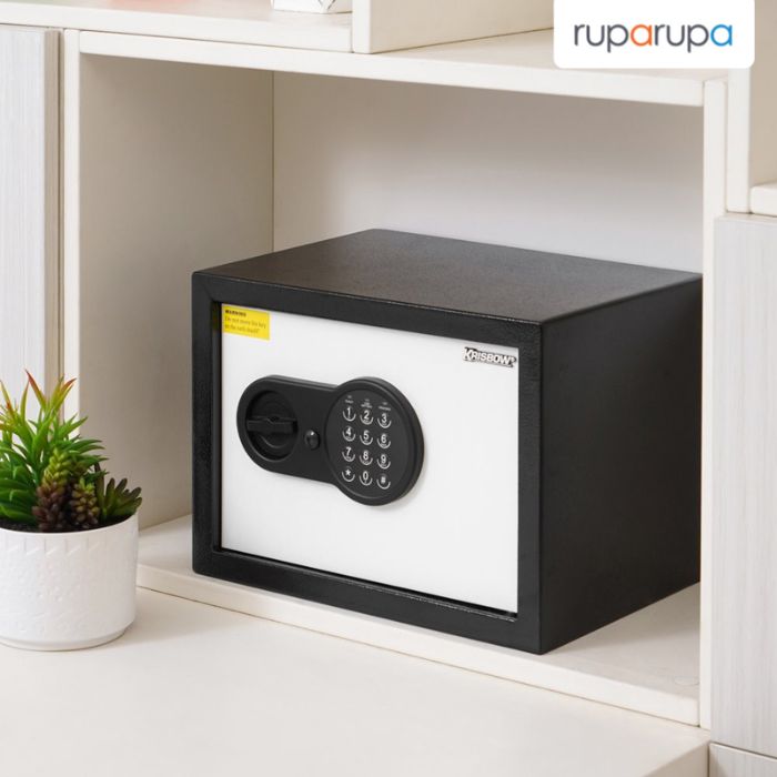 brankas rumah tangga