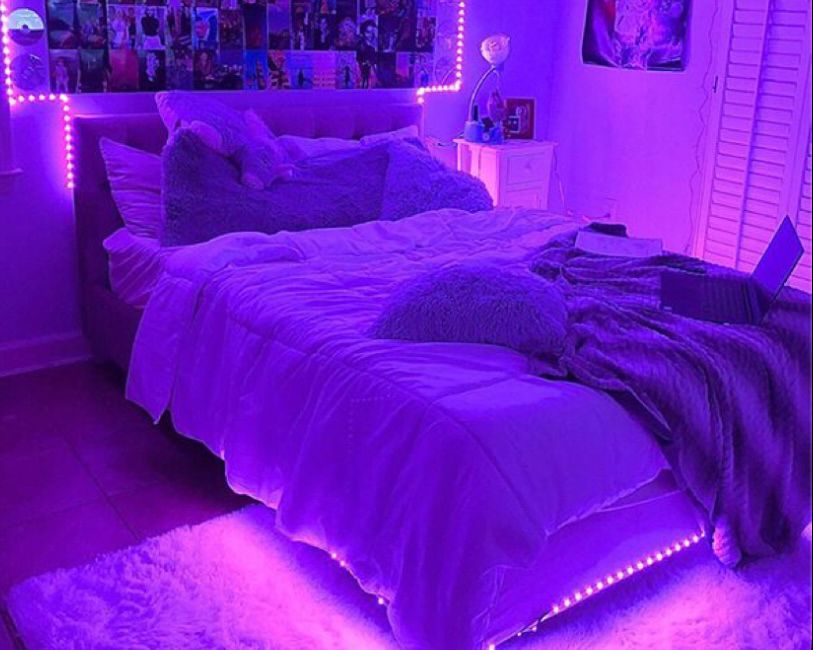 Kamar estetik dengan led strip light