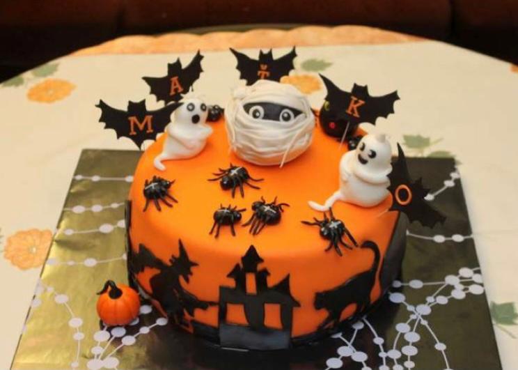 kue tart halloween