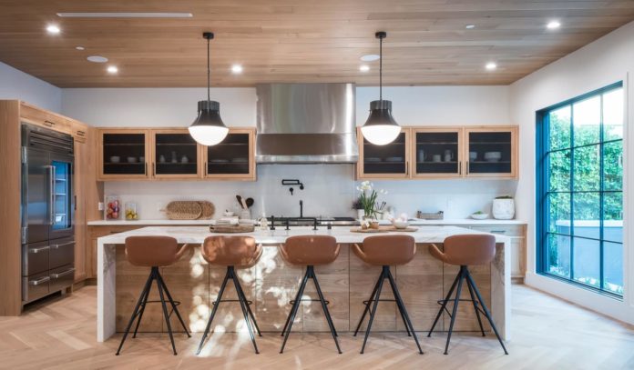 lampu gantung ruang makan