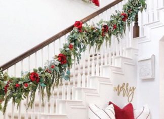 dekorasi railing tangga natal