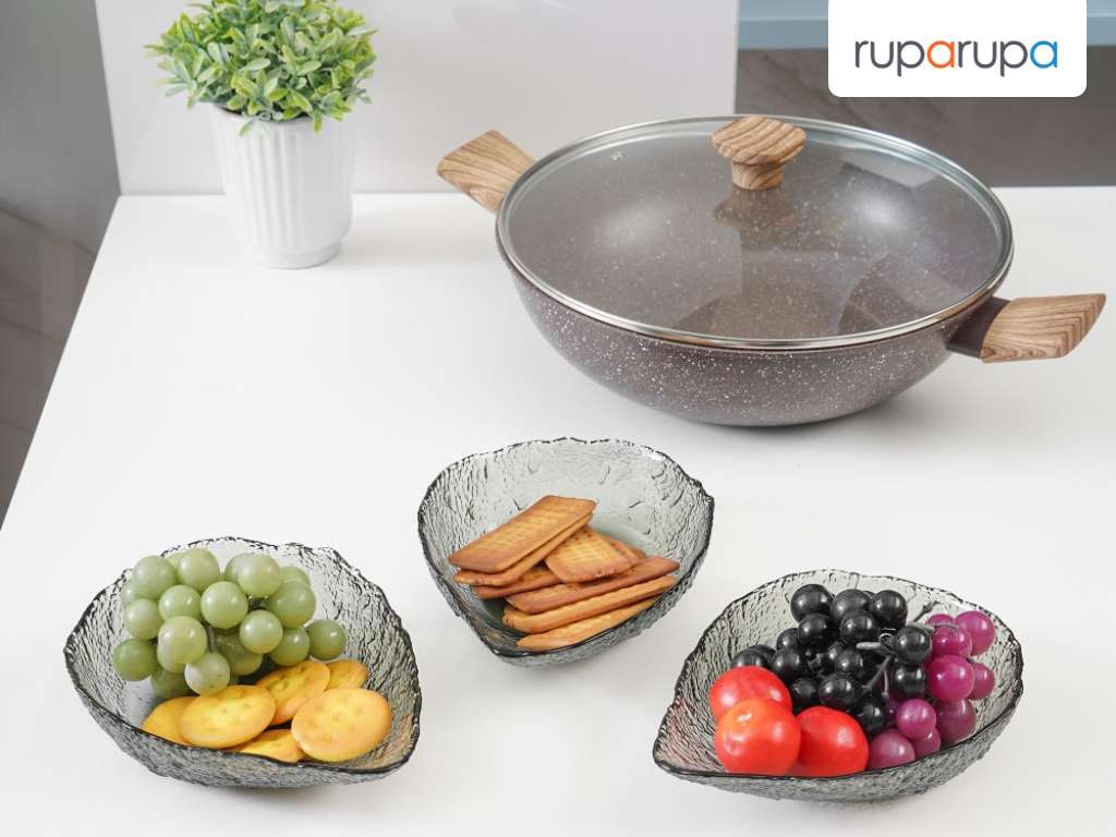 peralatan makan minimalis