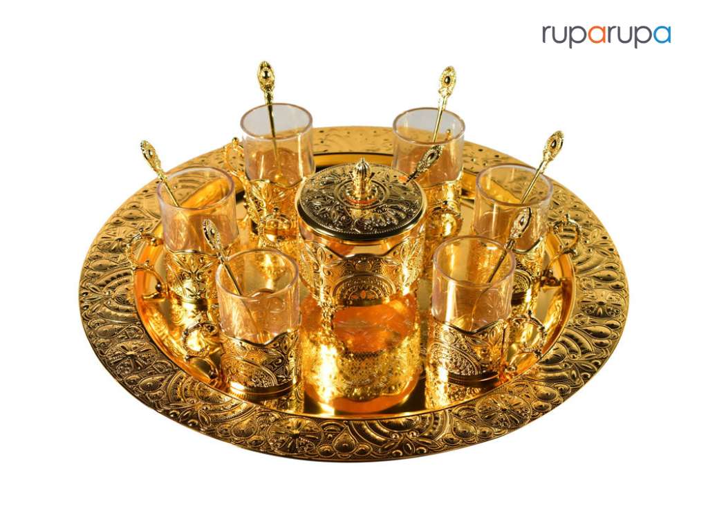 peralatan makan minimalis