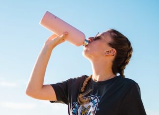 manfaat minum air putih