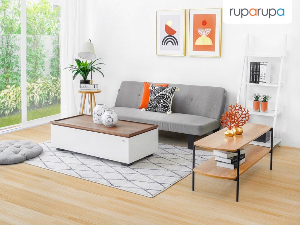 sofa r uang tamu dengan lantai cokelat