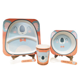 peralatan makan bayi