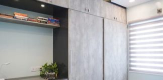 lemari pakaian pintu geser minimalis