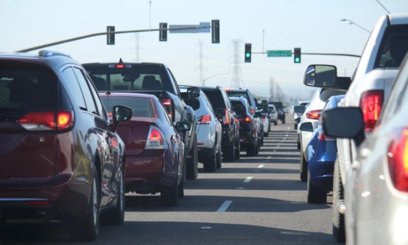 macet mudik dengan mobil