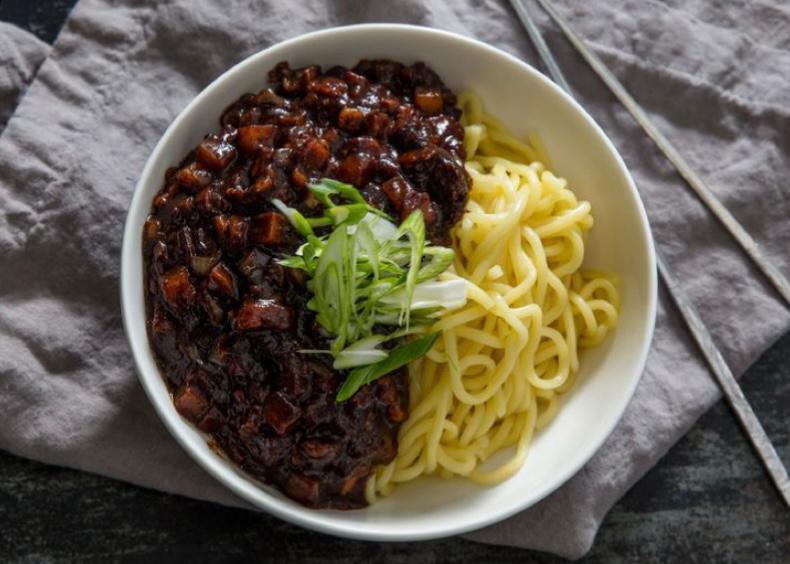 makanan korea jjajangmyeon